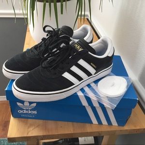Adidas Skateboarding Dennis Busenitz Pros